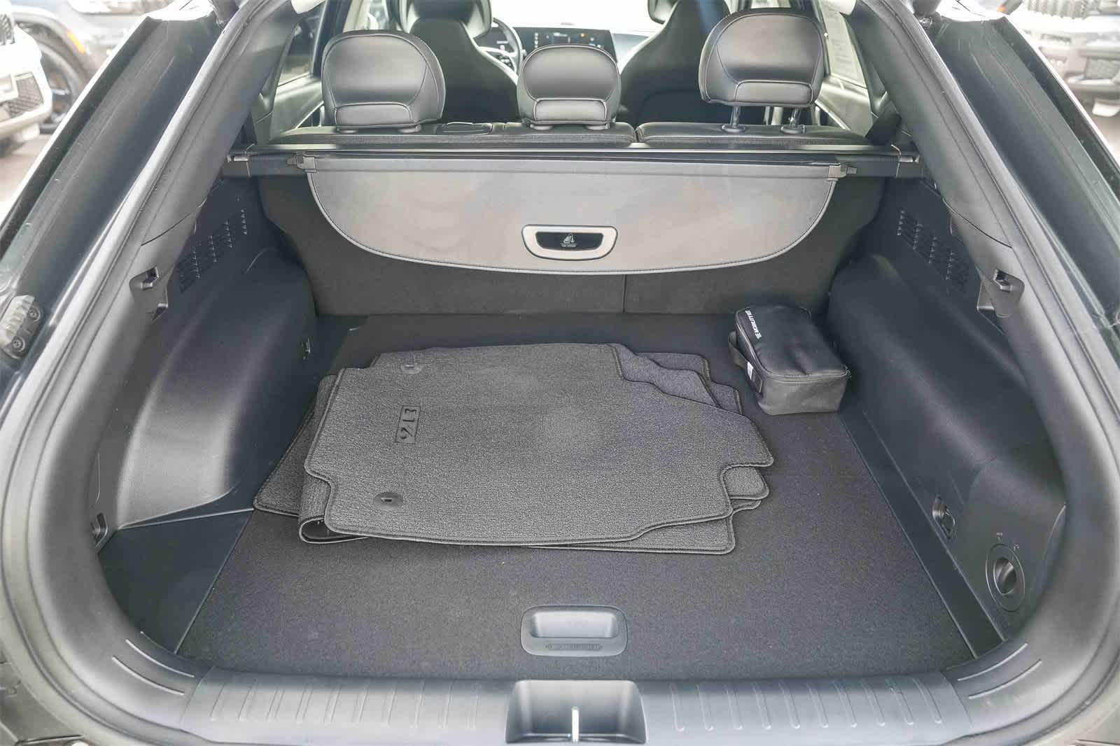 Thumbnail: 2023 Kia EV6 - 24