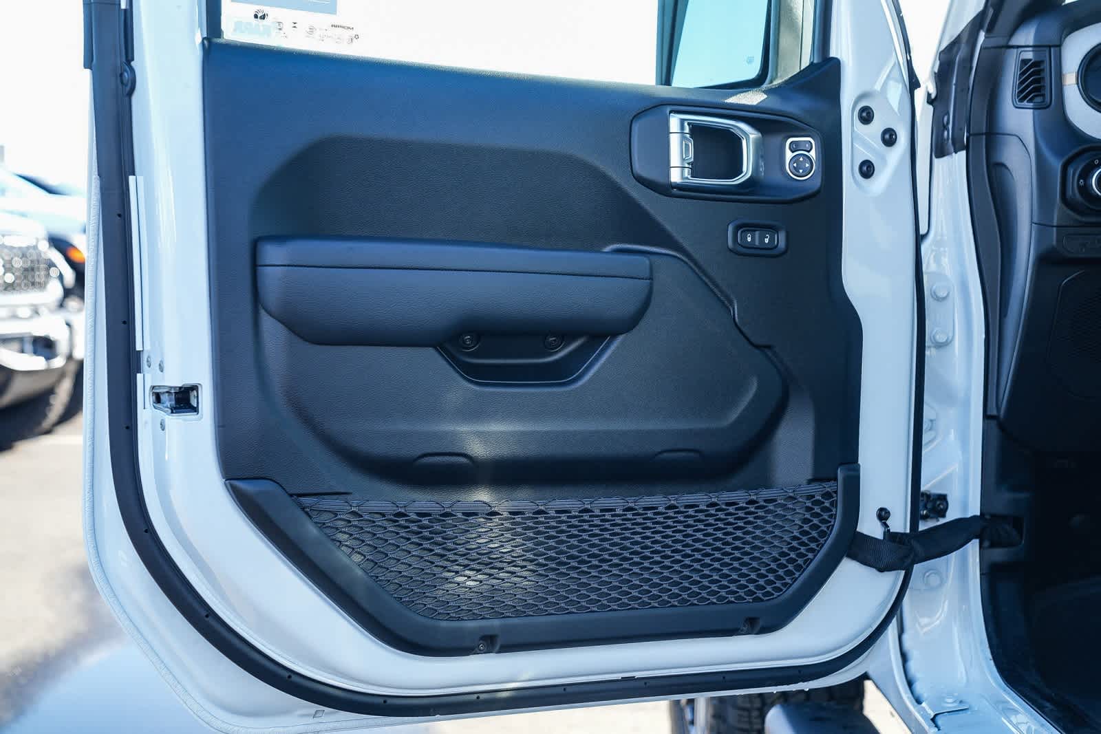 Thumbnail: 2026 Jeep Wrangler - 21