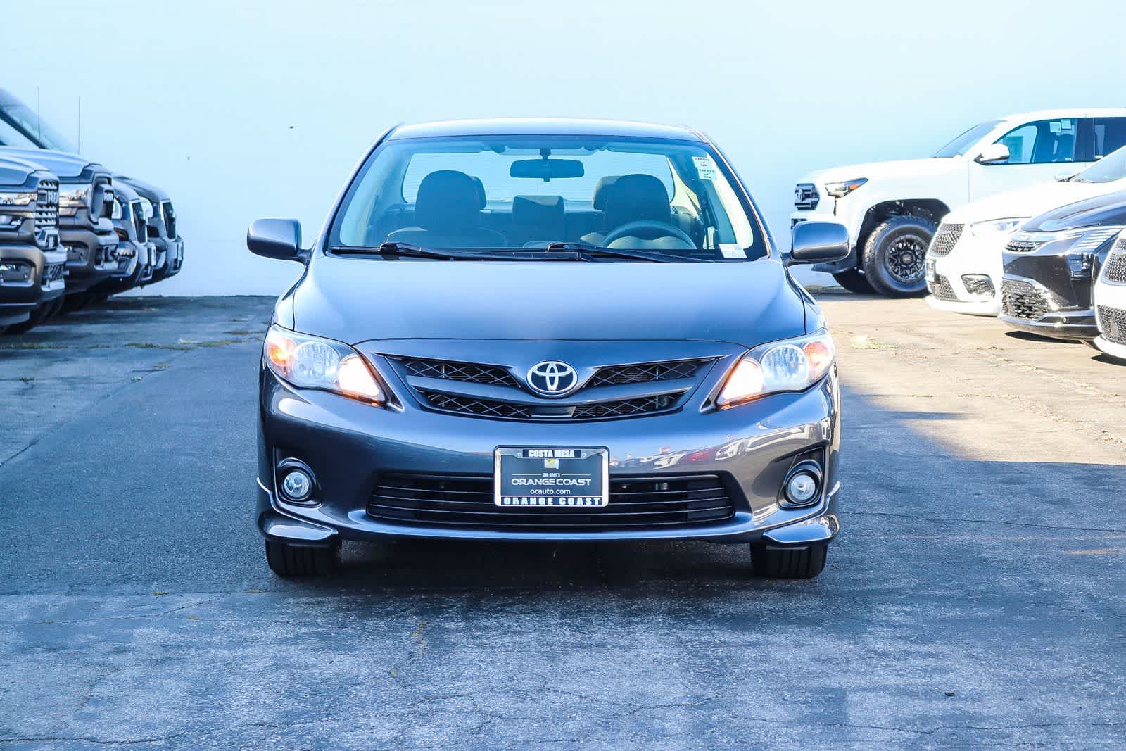 Thumbnail: 2013 Toyota Corolla - 2