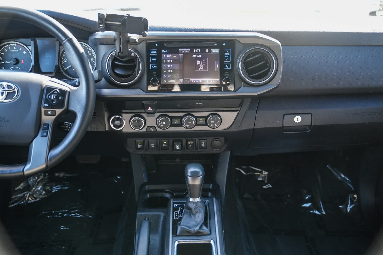 Thumbnail: 2019 Toyota Tacoma - 12