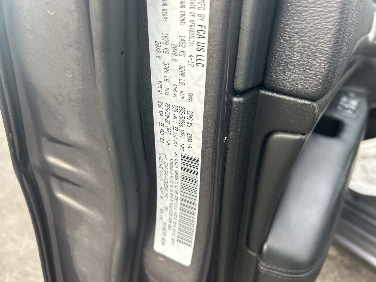 Thumbnail: 2017 Jeep Grand Cherokee - 35