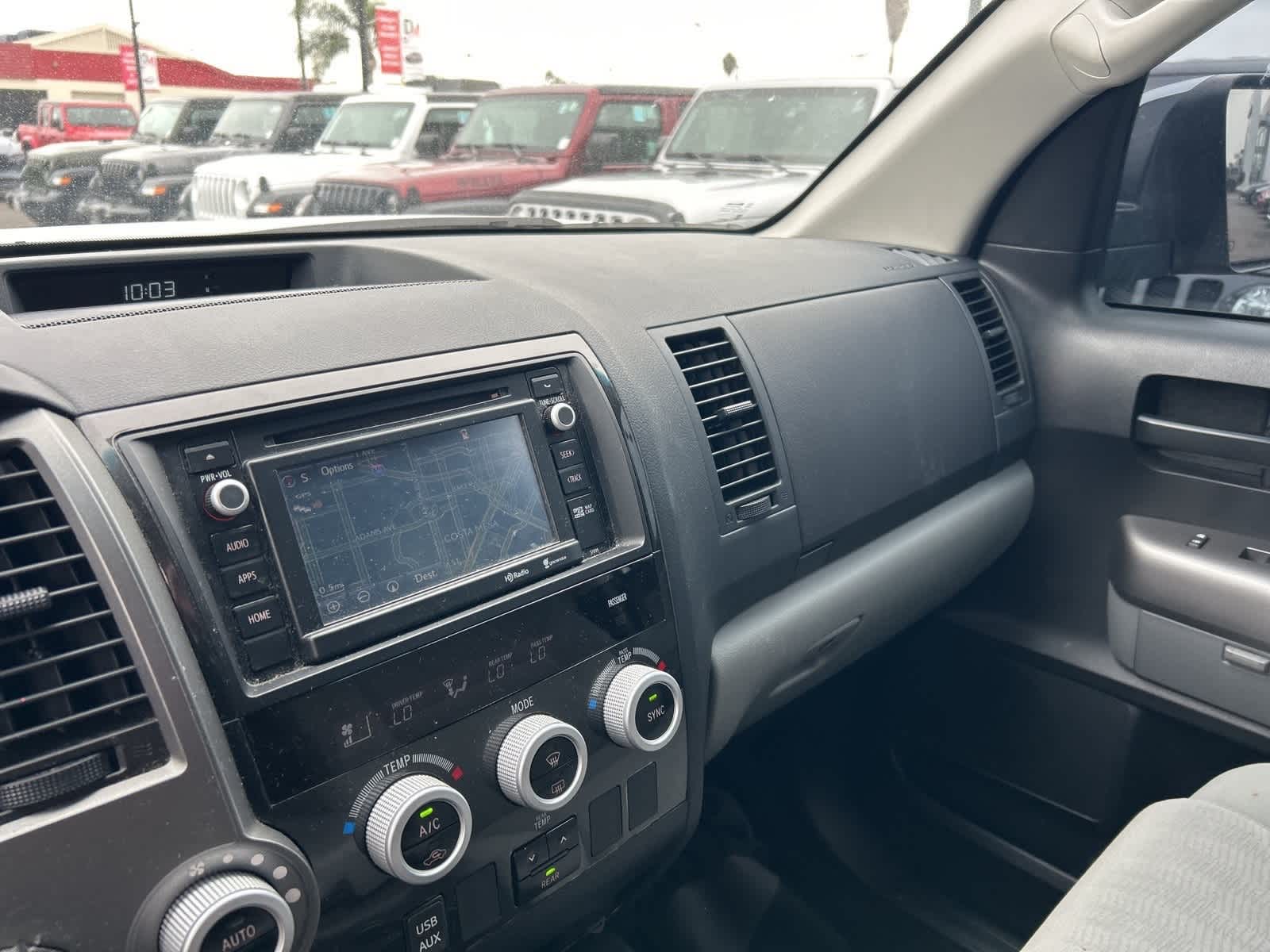 Thumbnail: 2015 Toyota Sequoia - 45