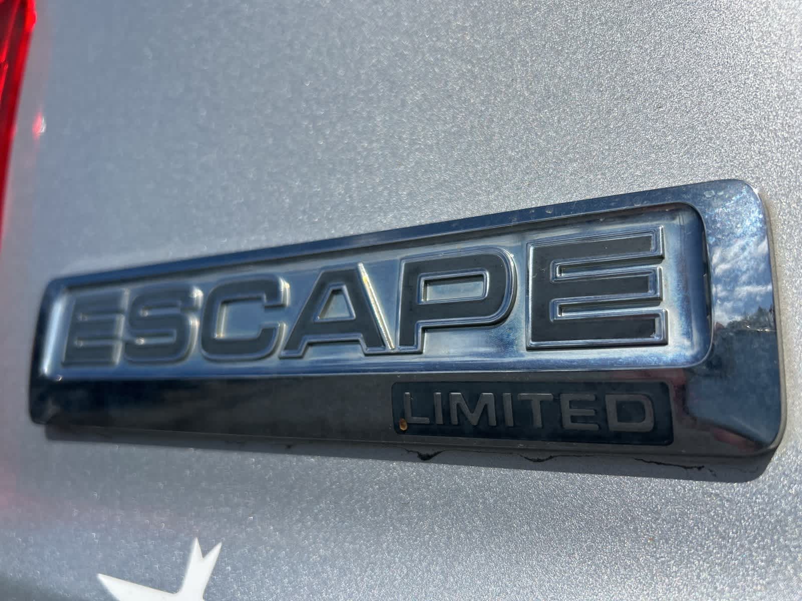 Thumbnail: 2010 Ford Escape - 16