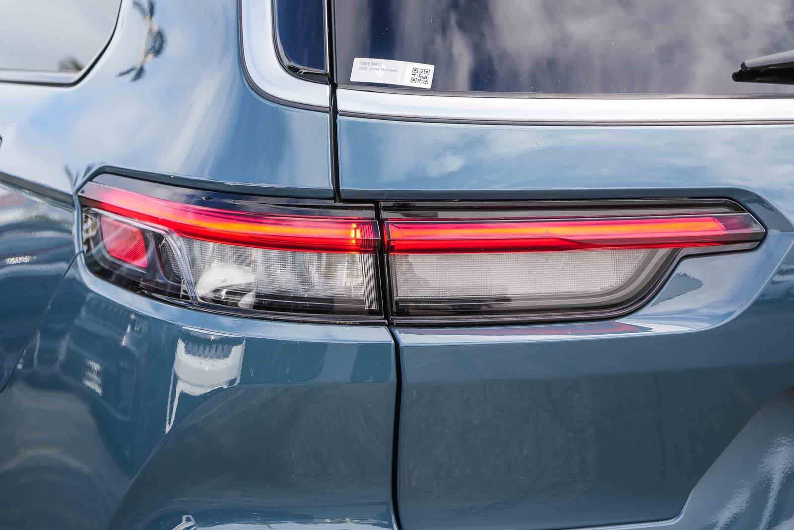 Thumbnail: 2026 Jeep Grand Cherokee L - 9