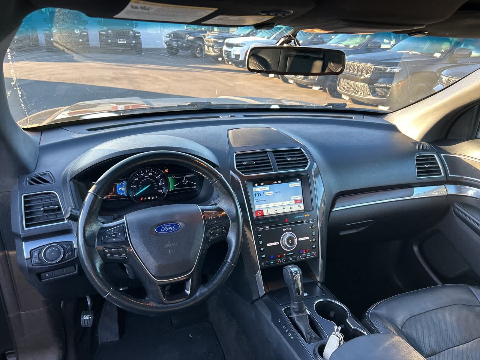 Thumbnail: 2017 Ford Explorer - 35