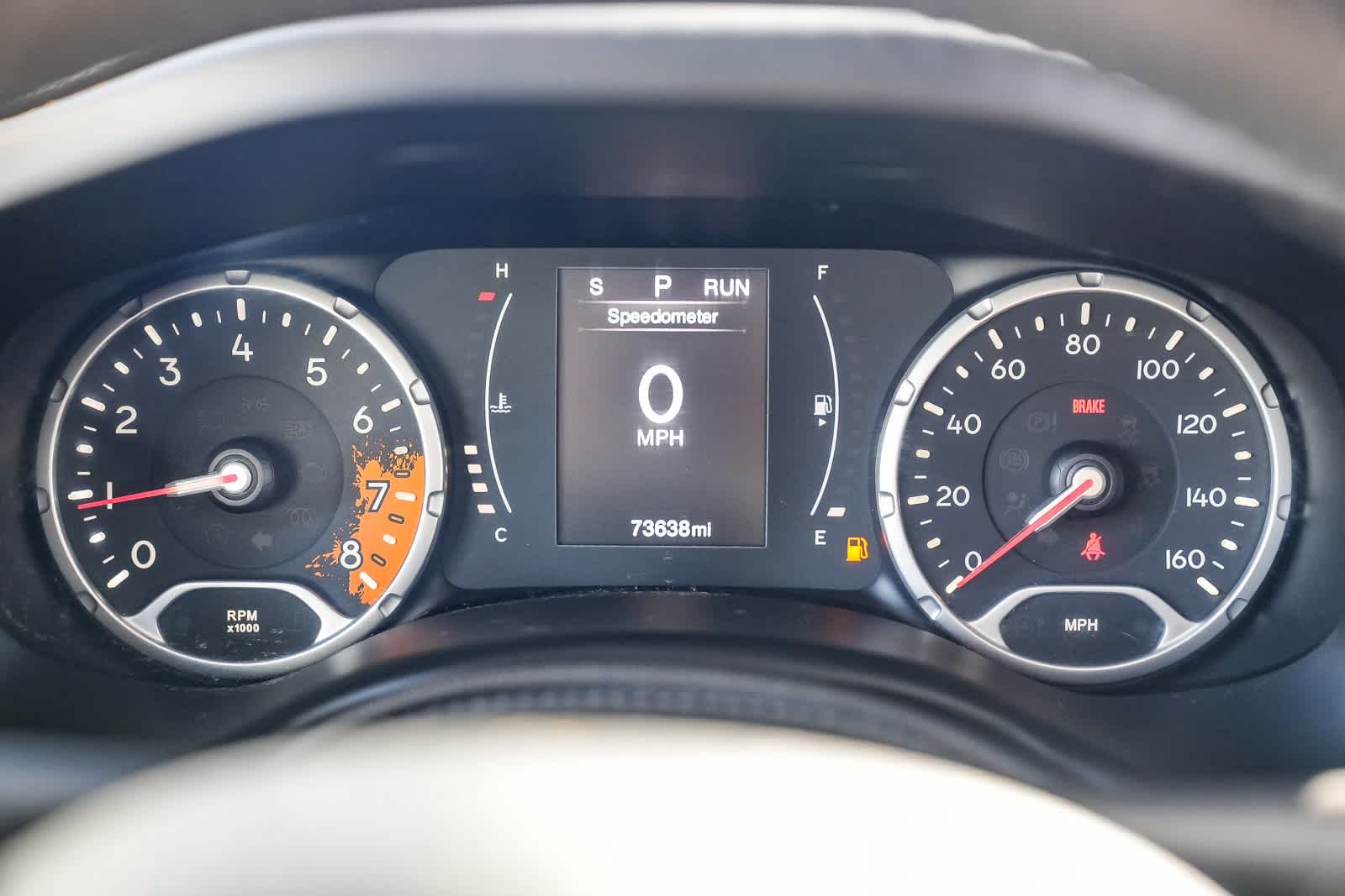 Thumbnail: 2015 Jeep Renegade - 21