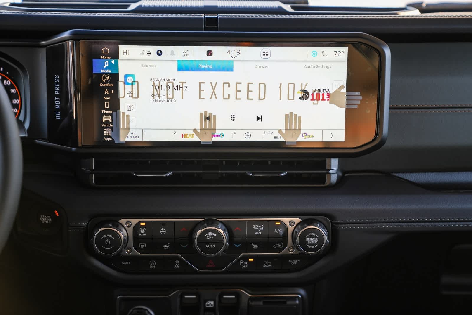 Thumbnail: 2026 Jeep Gladiator - 15