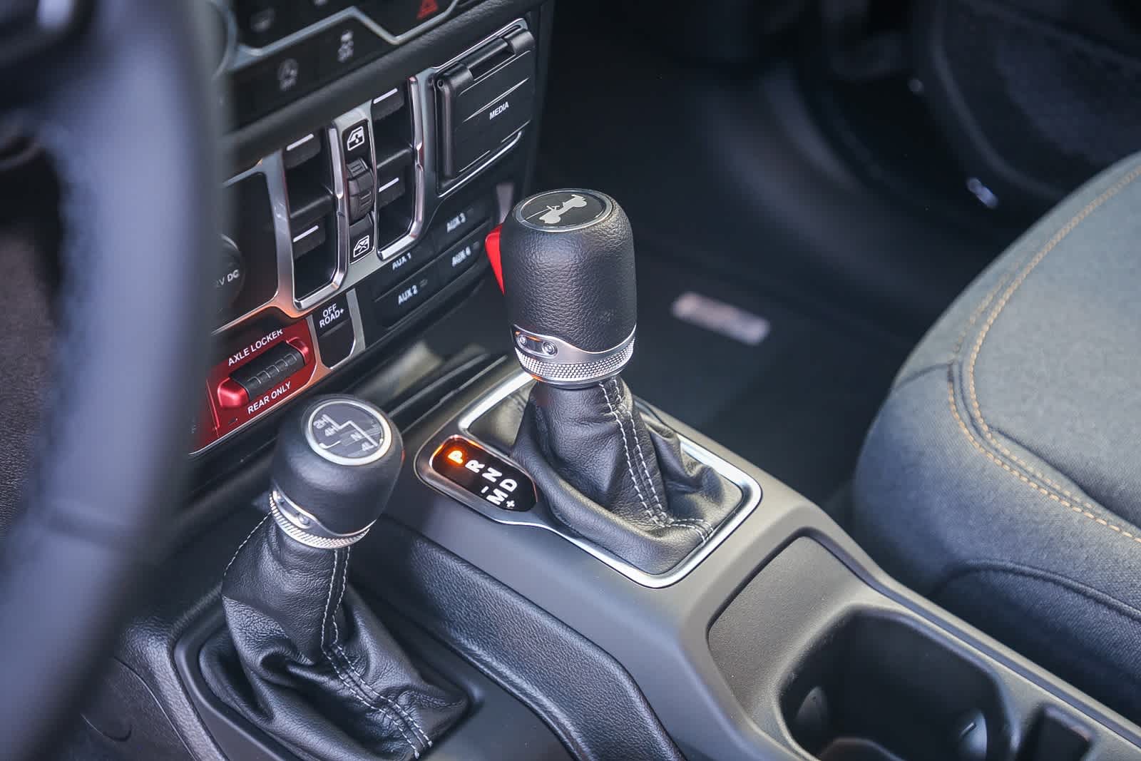 Thumbnail: 2025 Jeep Wrangler - 20