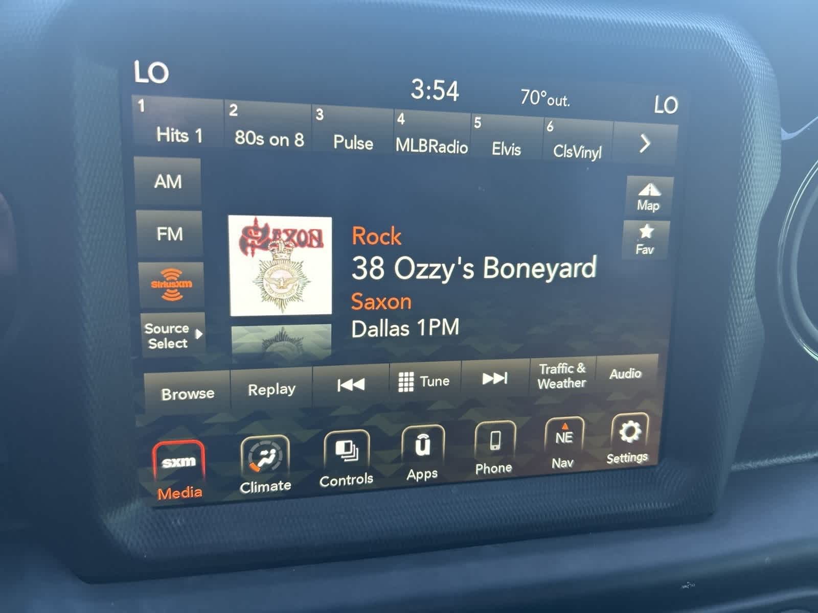 Thumbnail: 2021 Jeep Wrangler - 43