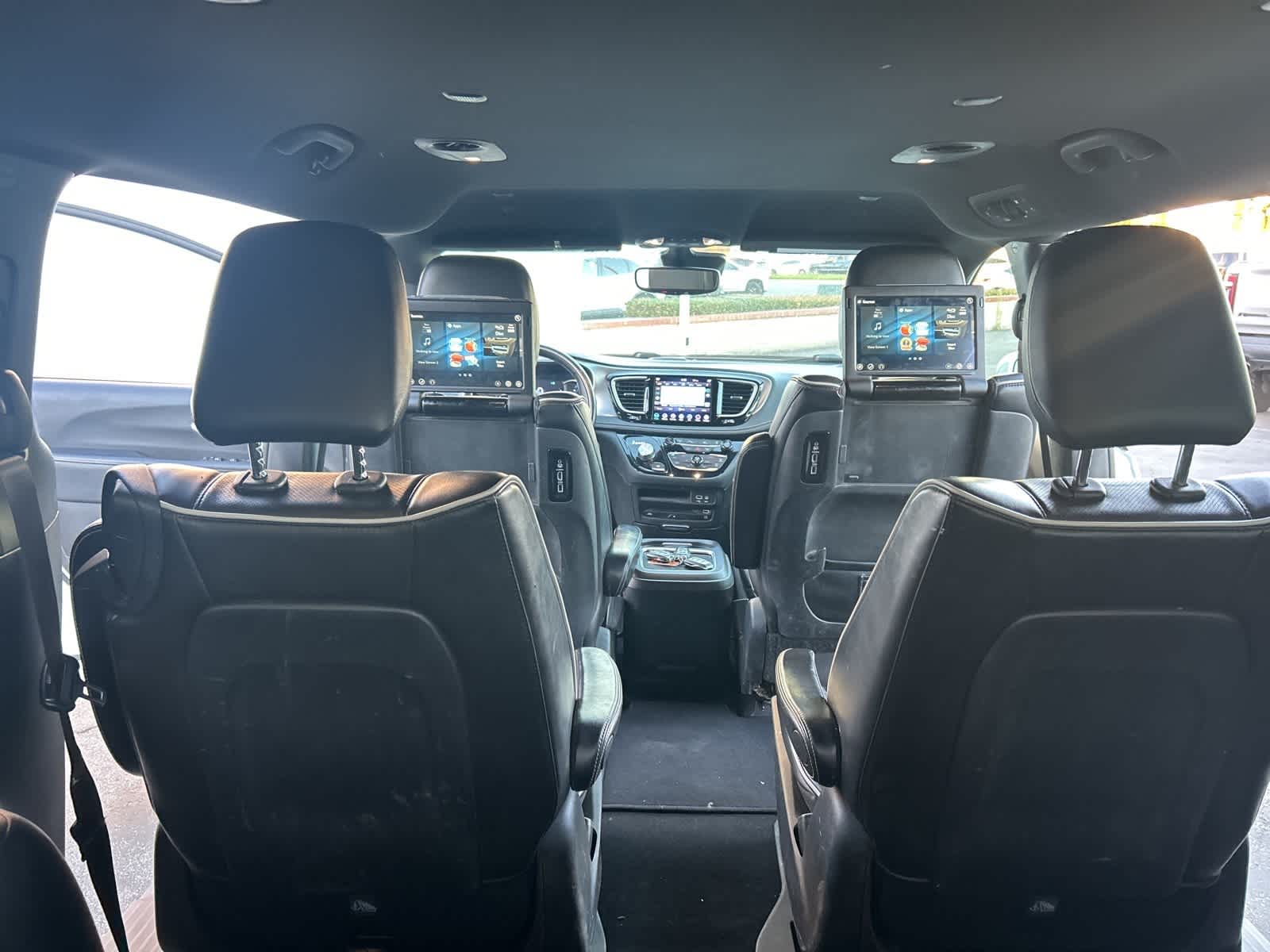 Thumbnail: 2020 Chrysler Pacifica - 34