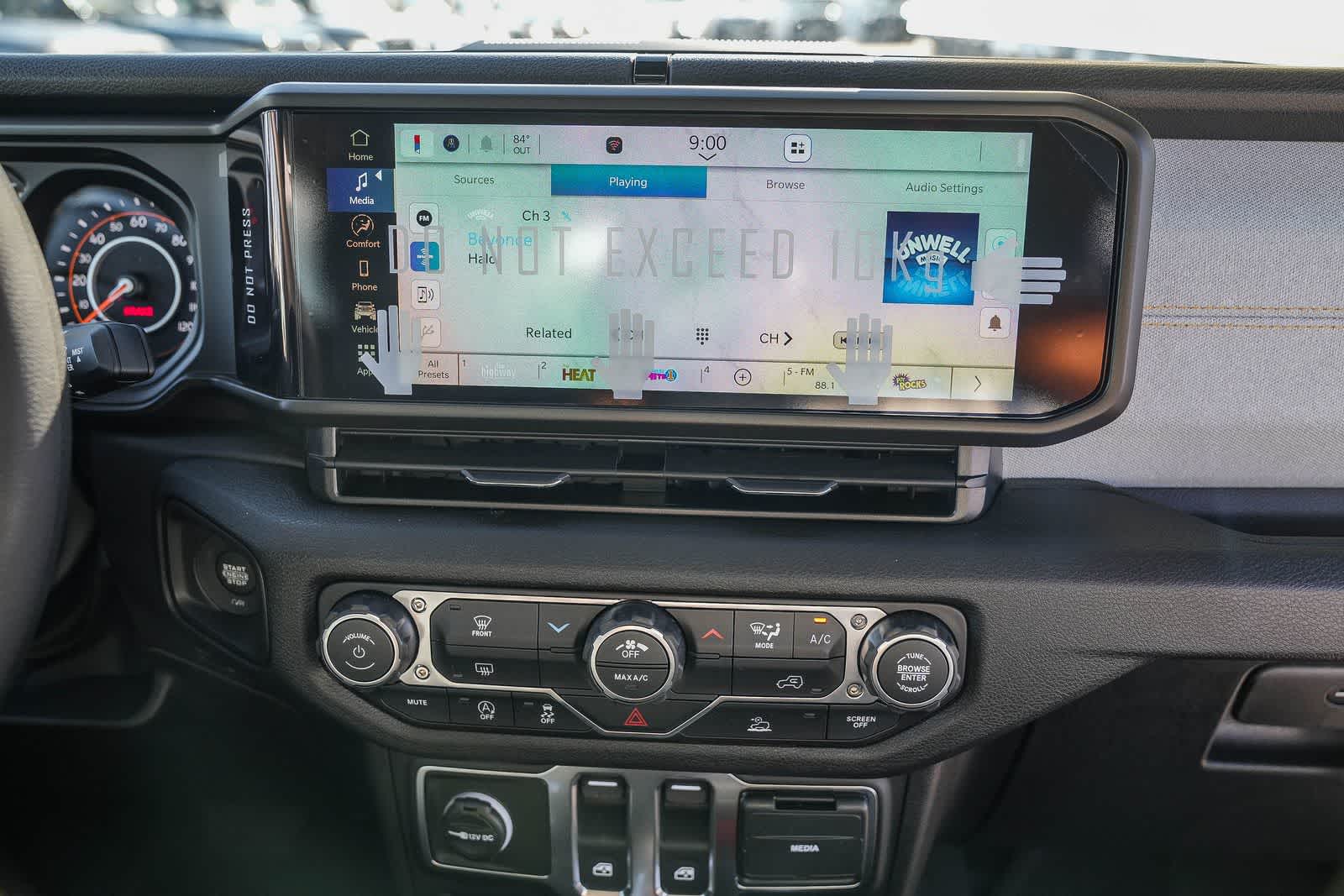 Thumbnail: 2026 Jeep Wrangler - 15