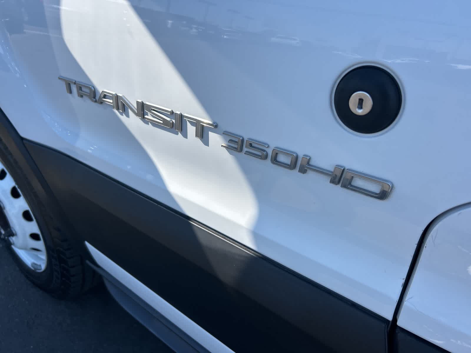 Thumbnail: 2019 Ford Transit Series - 12