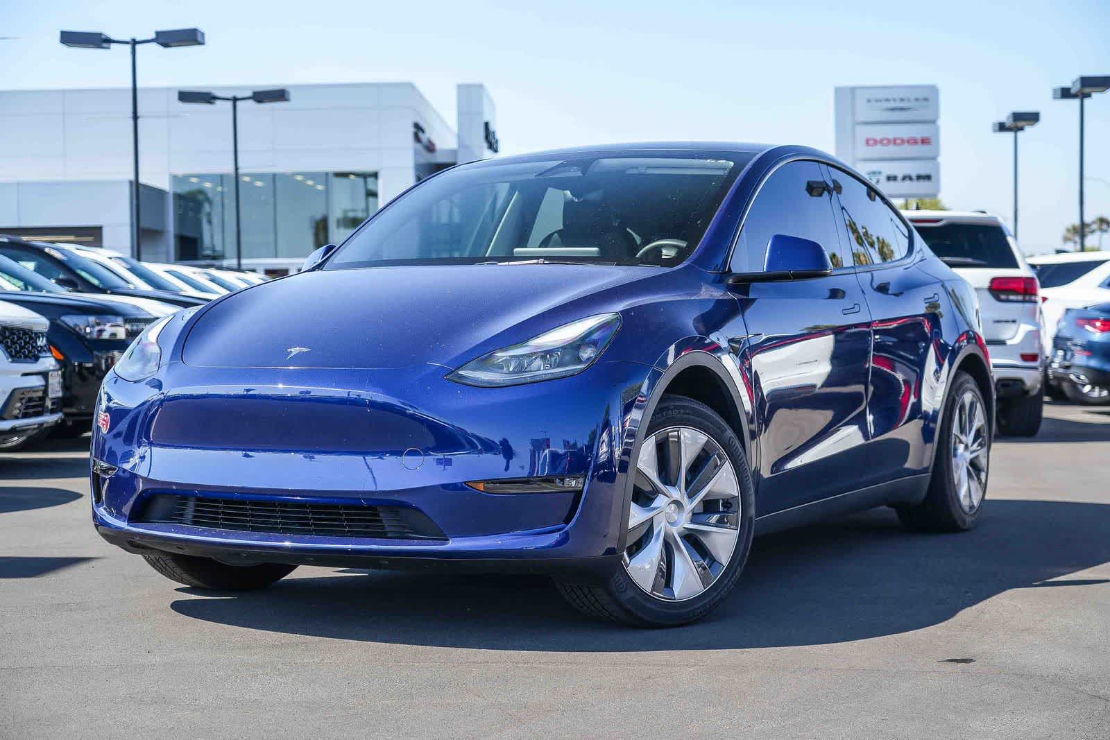 Thumbnail: 2023 Tesla Model Y - 1