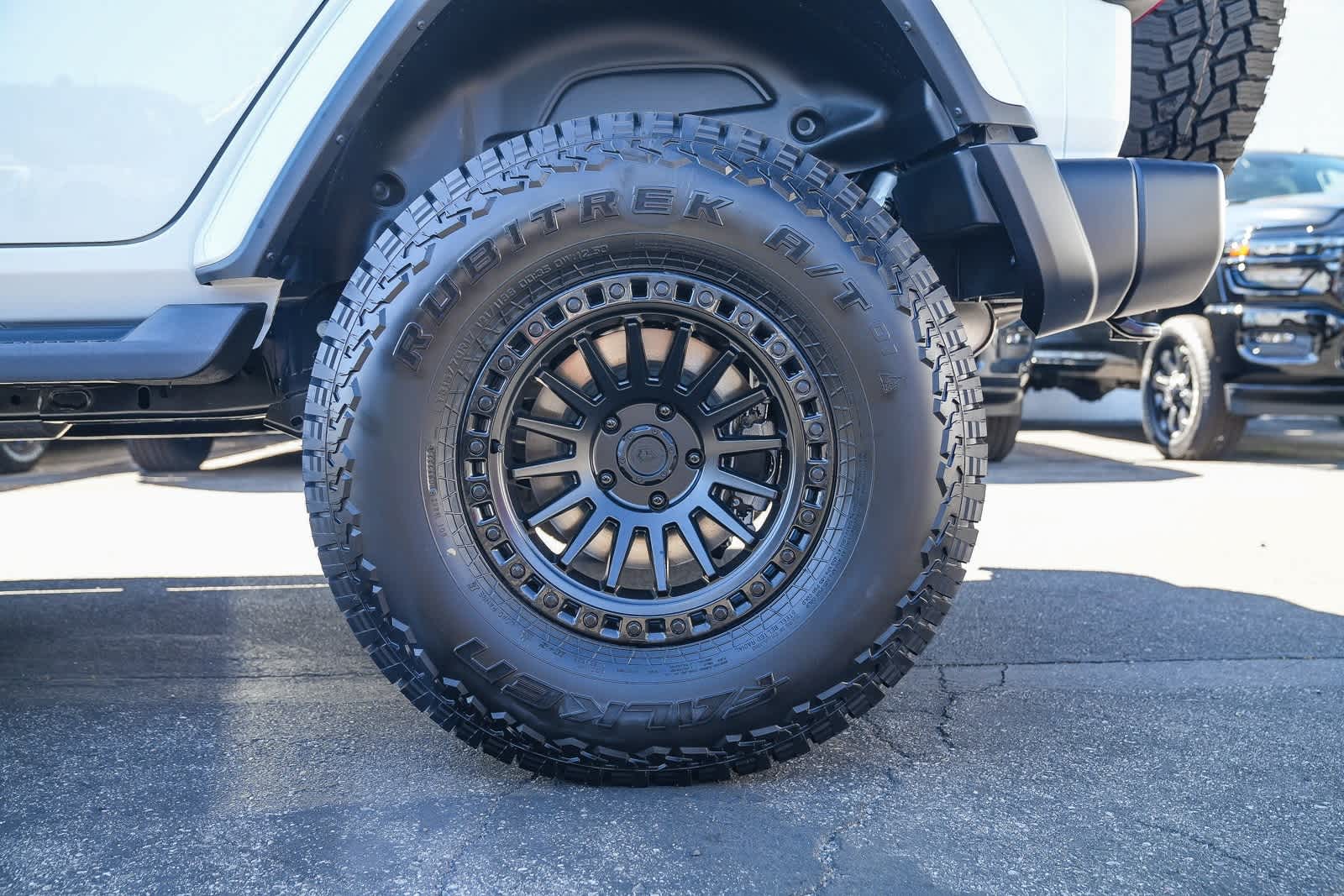 Thumbnail: 2025 Jeep Wrangler - 10