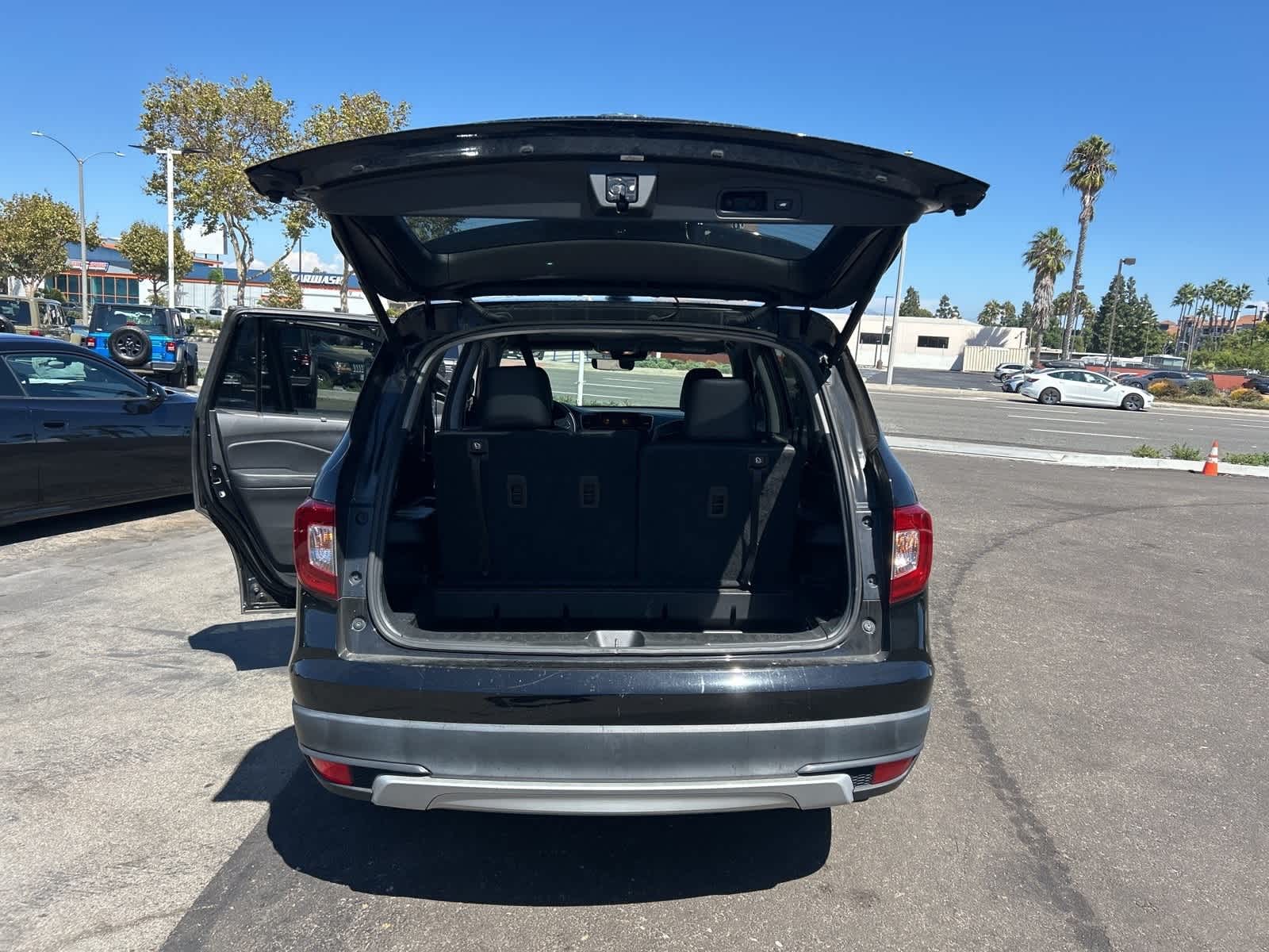 Thumbnail: 2019 Honda Pilot - 22