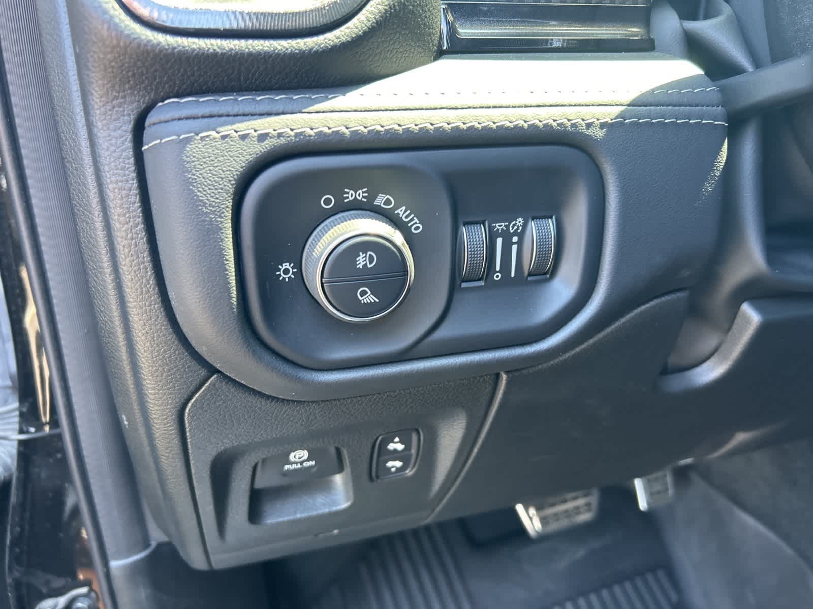 Thumbnail: 2023 RAM 1500 - 34