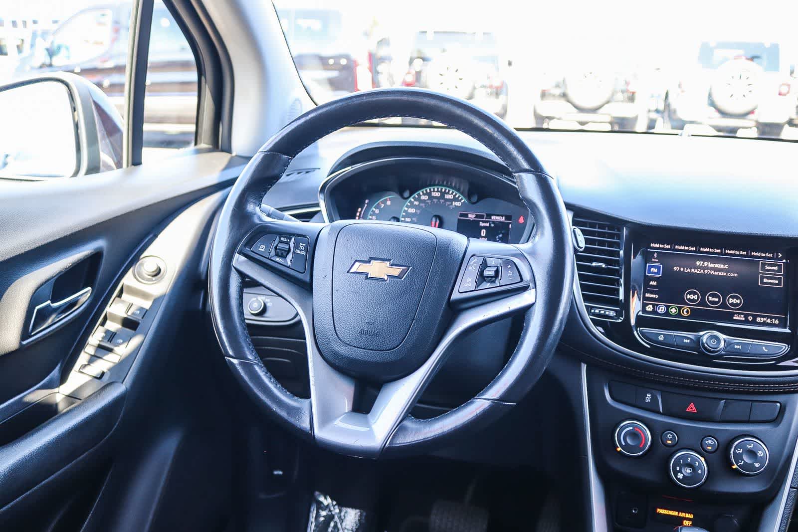 Thumbnail: 2022 Chevrolet Trax - 15