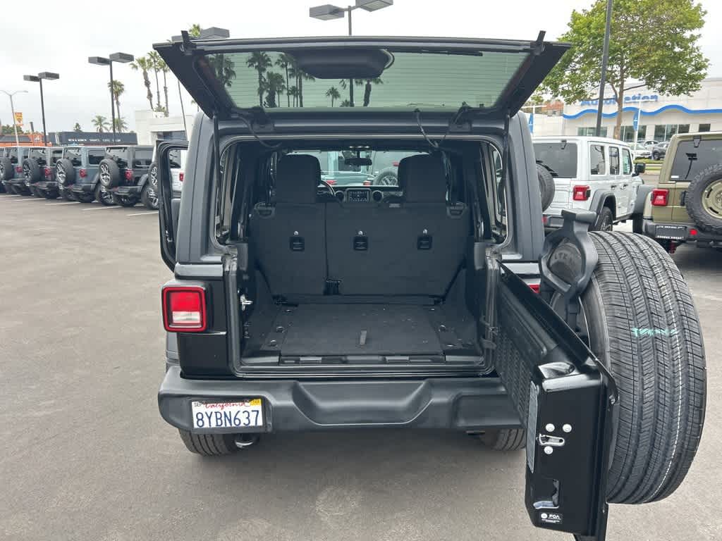 2021 Jeep Wrangler Unlimited Sport 23