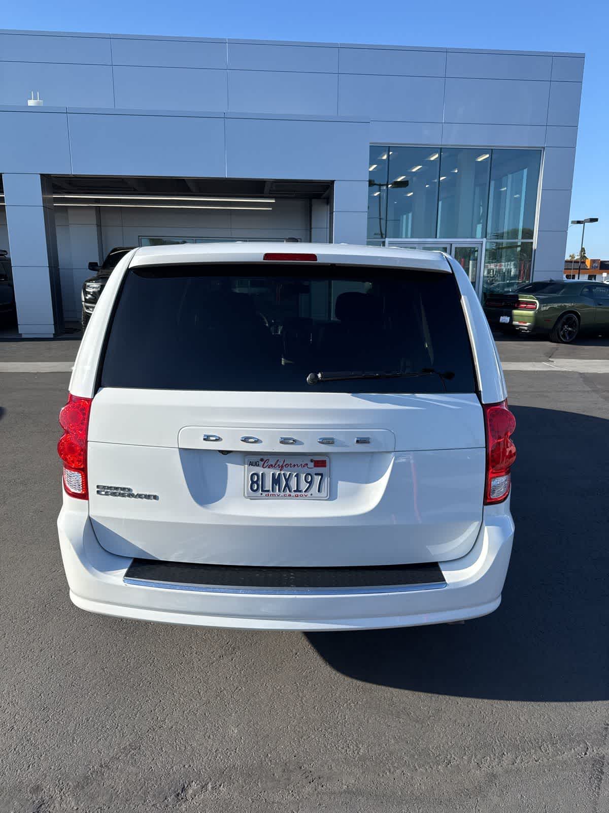 Thumbnail: 2019 Dodge Grand Caravan - 4