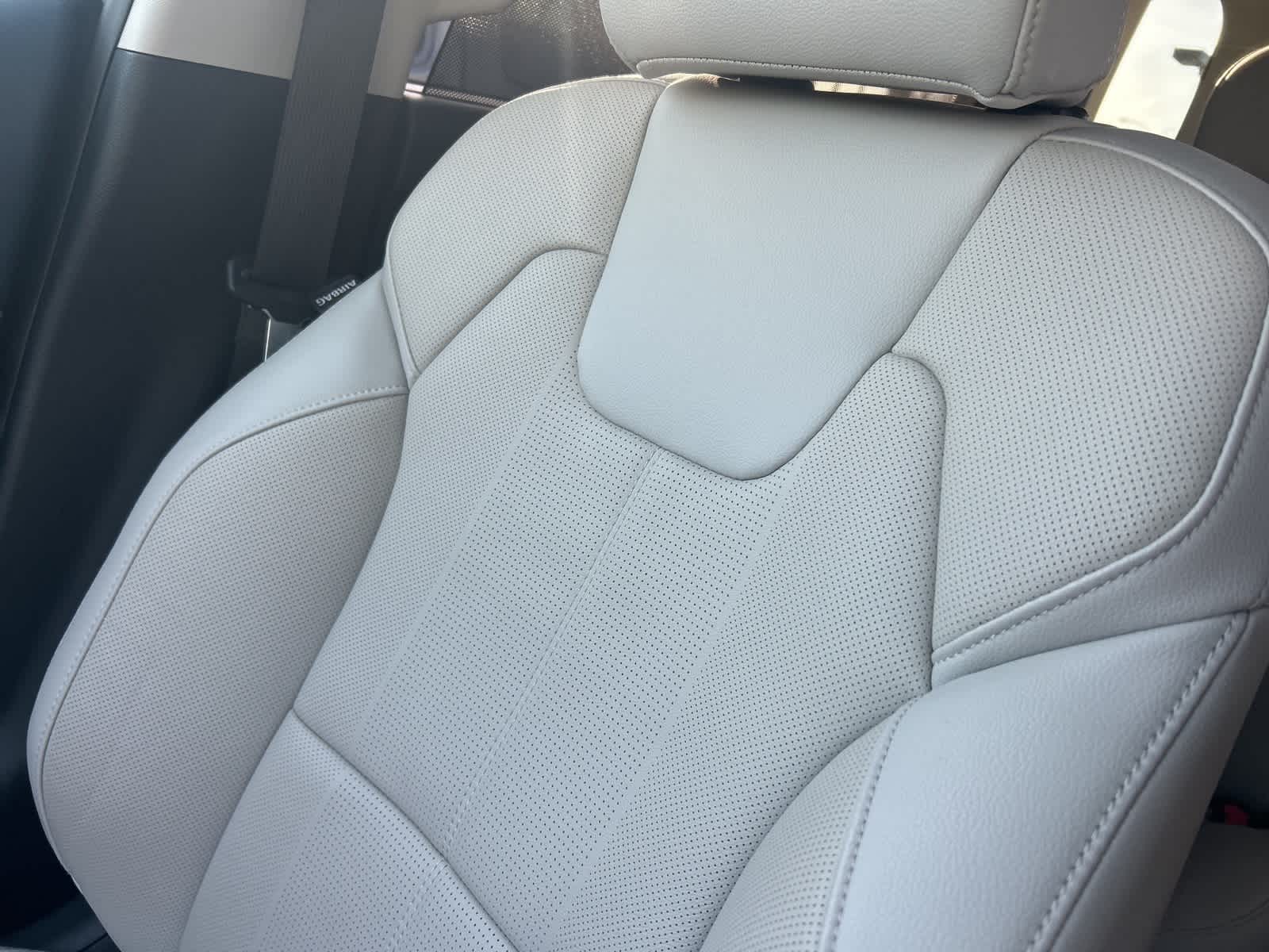 Thumbnail: 2024 Kia Telluride - 37