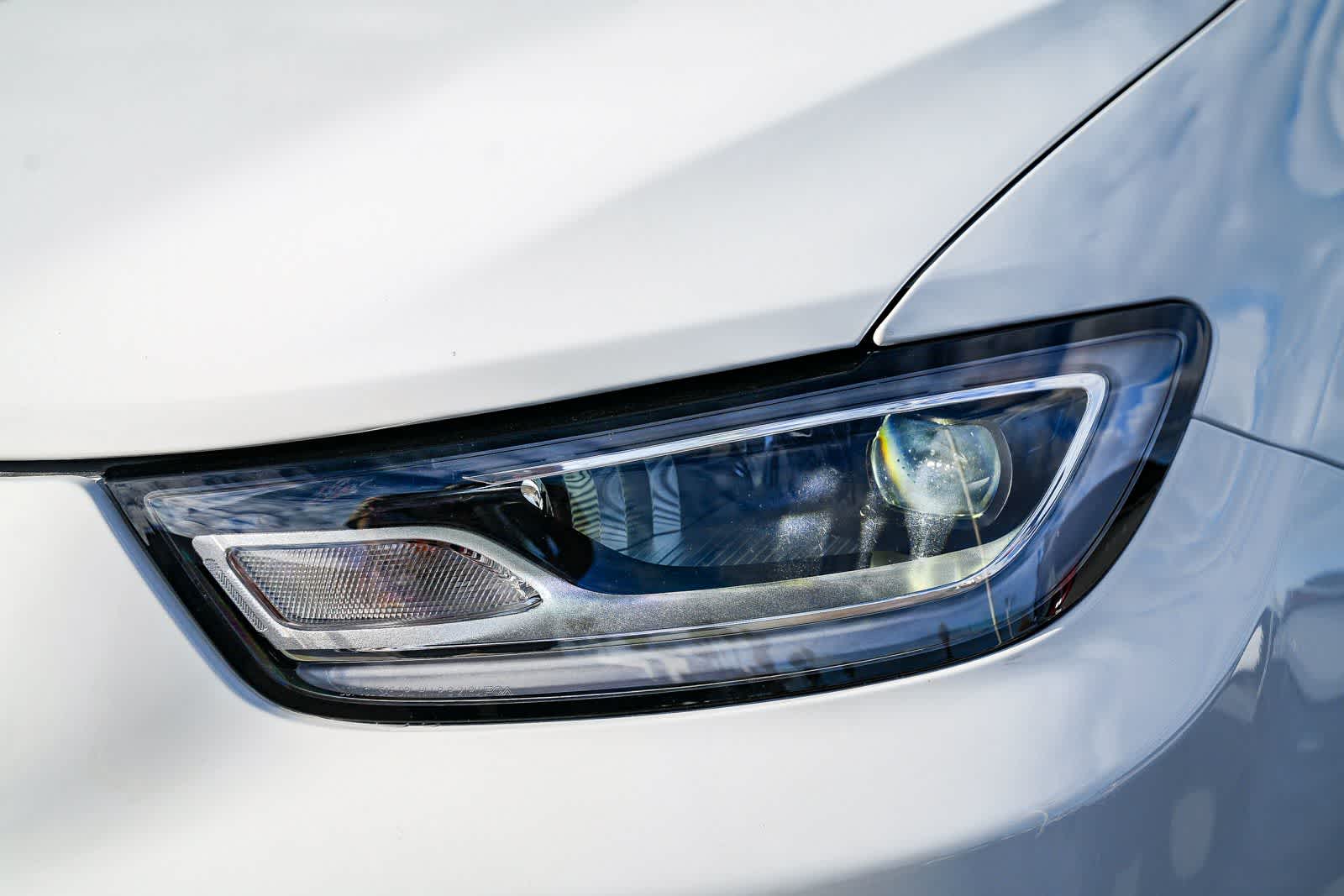 Thumbnail: 2026 Chrysler Pacifica - 8