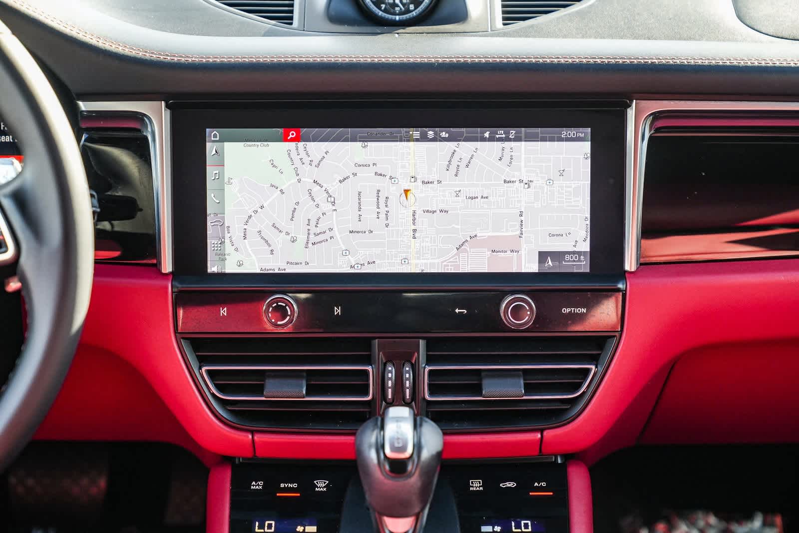 Thumbnail: 2023 Porsche Macan - 13