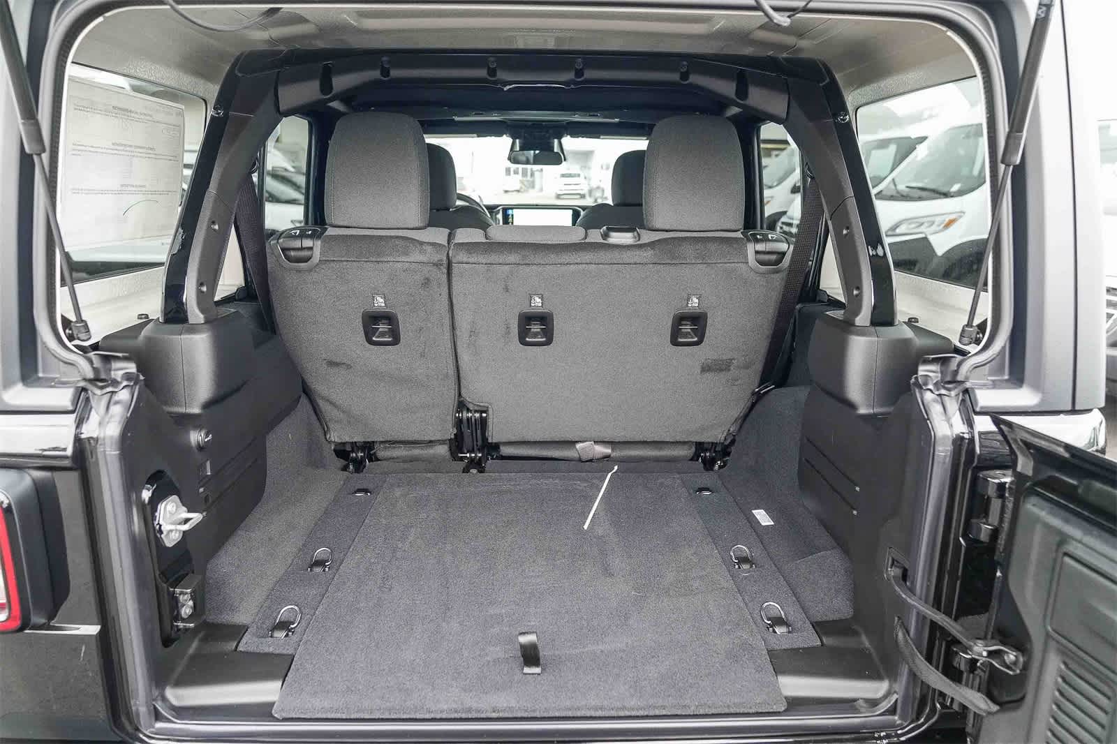 Thumbnail: 2026 Jeep Wrangler - 24