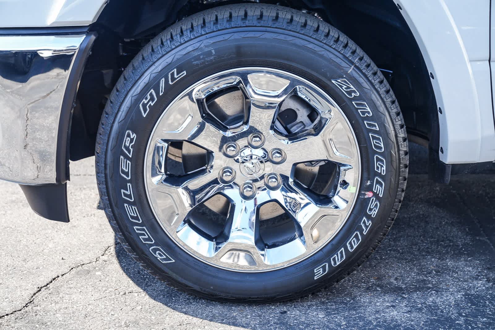 Thumbnail: 2026 RAM 1500 - 9