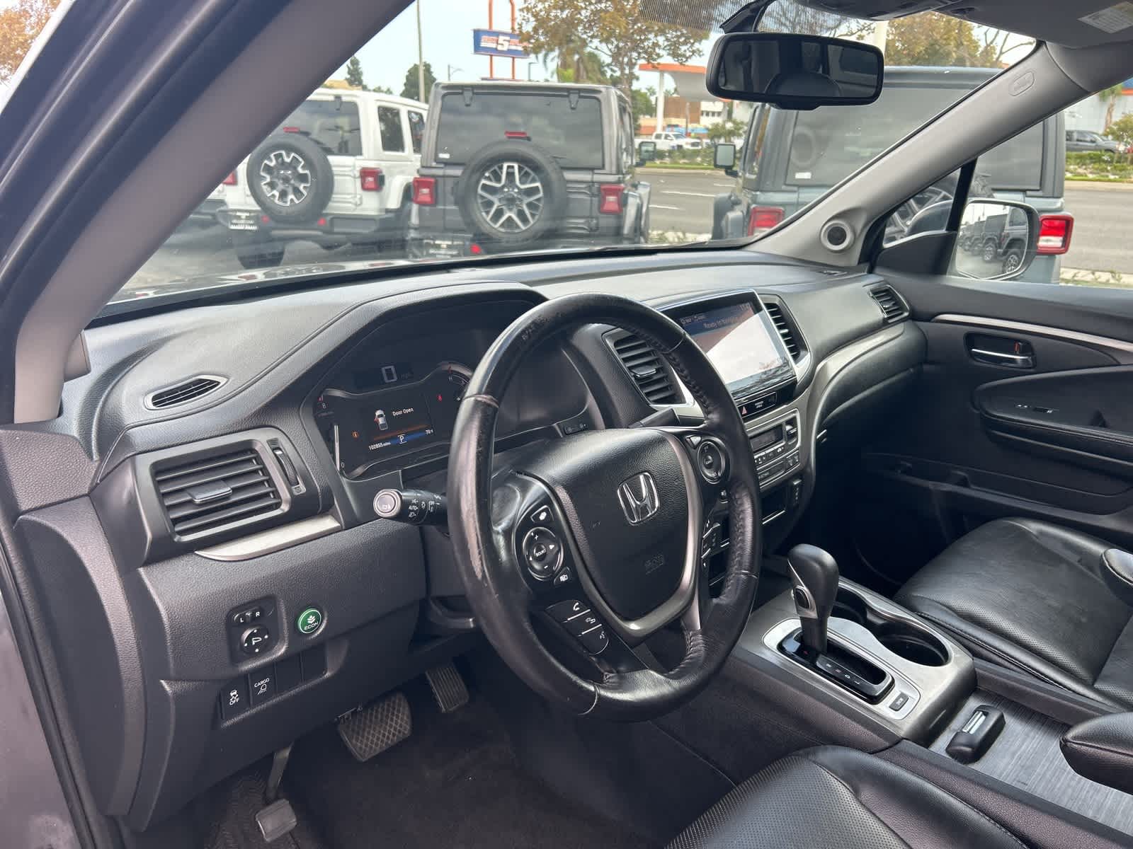 Thumbnail: 2017 Honda Ridgeline - 23