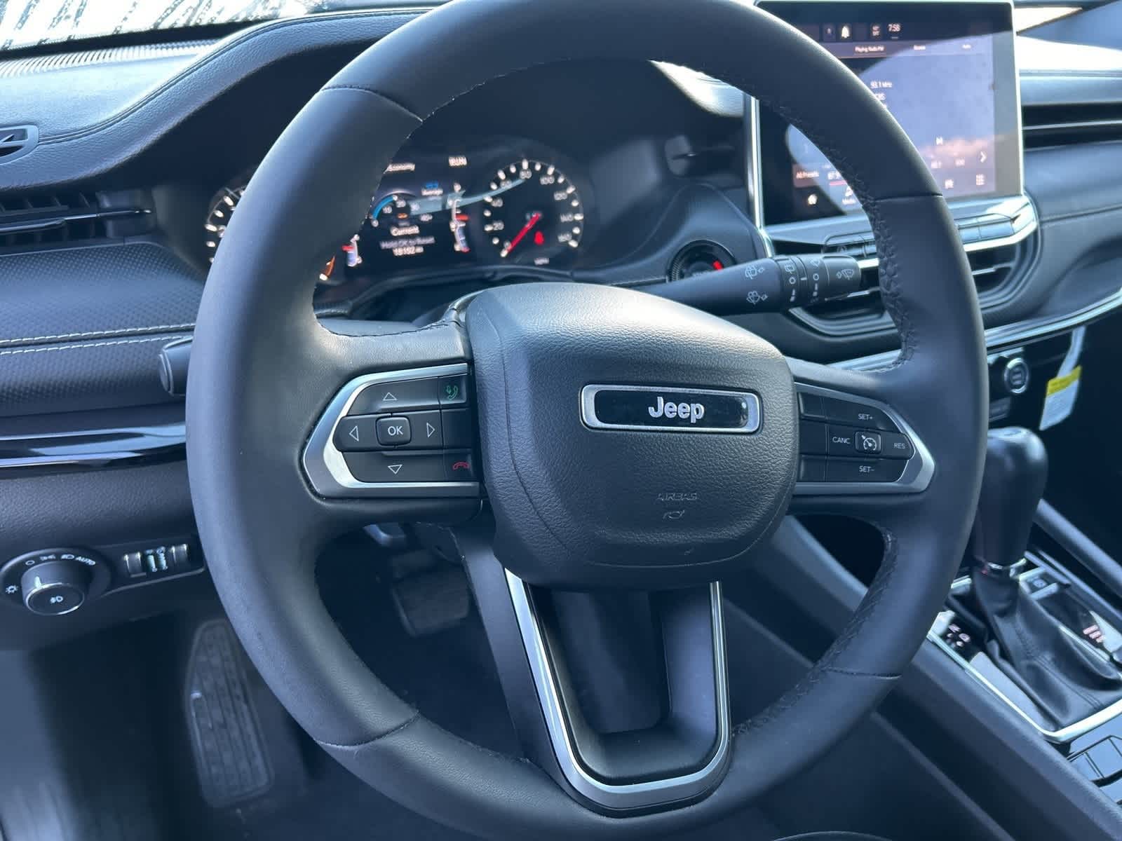 Thumbnail: 2023 Jeep Compass - 28