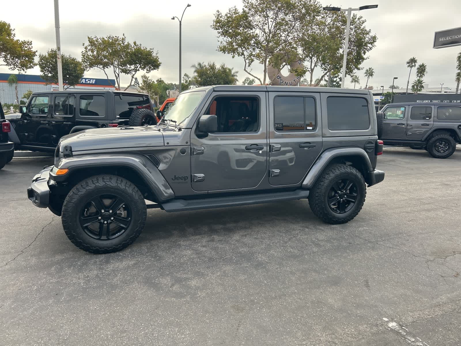 Thumbnail: 2020 Jeep Wrangler - 3