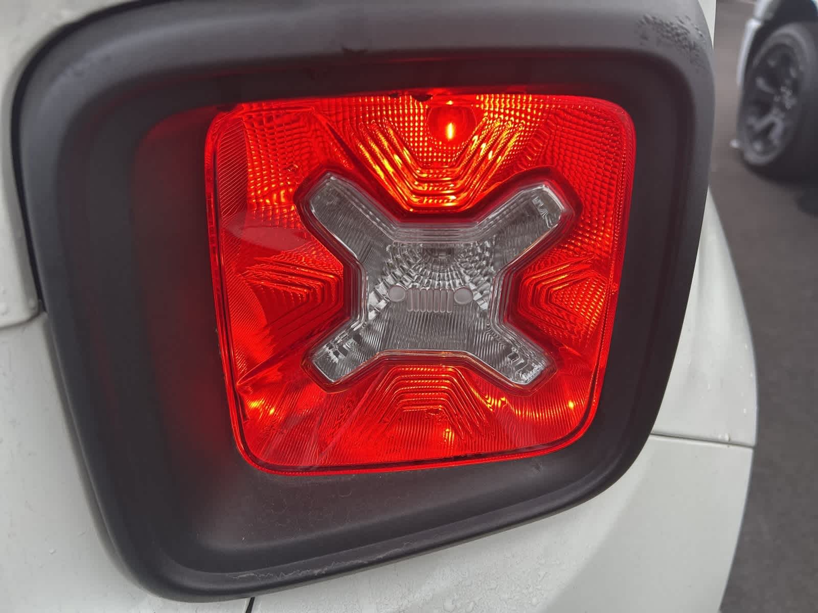 Thumbnail: 2015 Jeep Renegade - 5