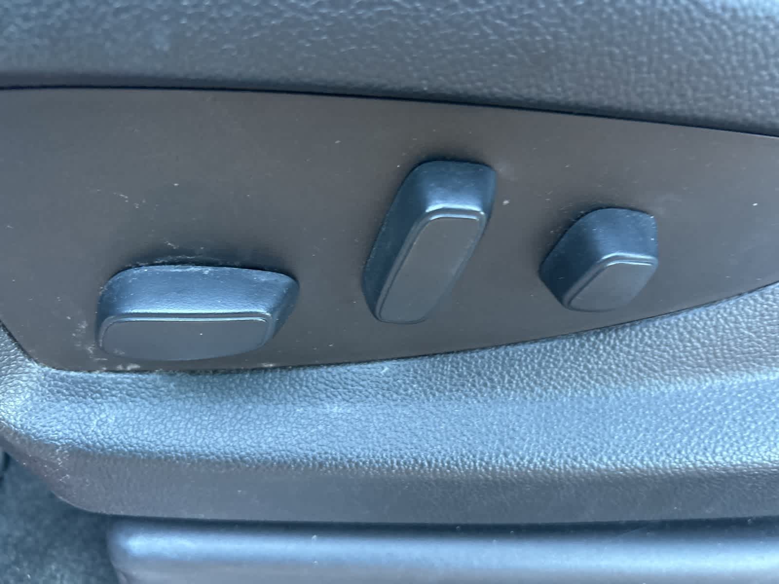 Thumbnail: 2018 GMC Yukon - 38