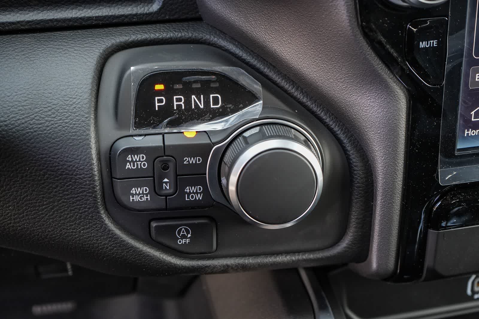 Thumbnail: 2026 RAM 1500 - 21