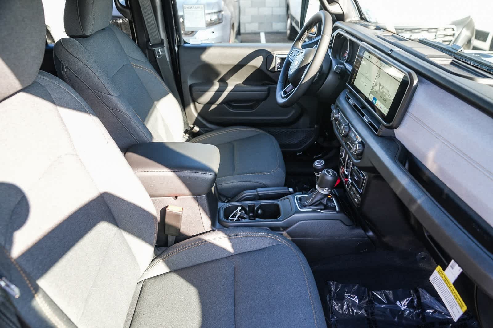 Thumbnail: 2026 Jeep Wrangler - 17