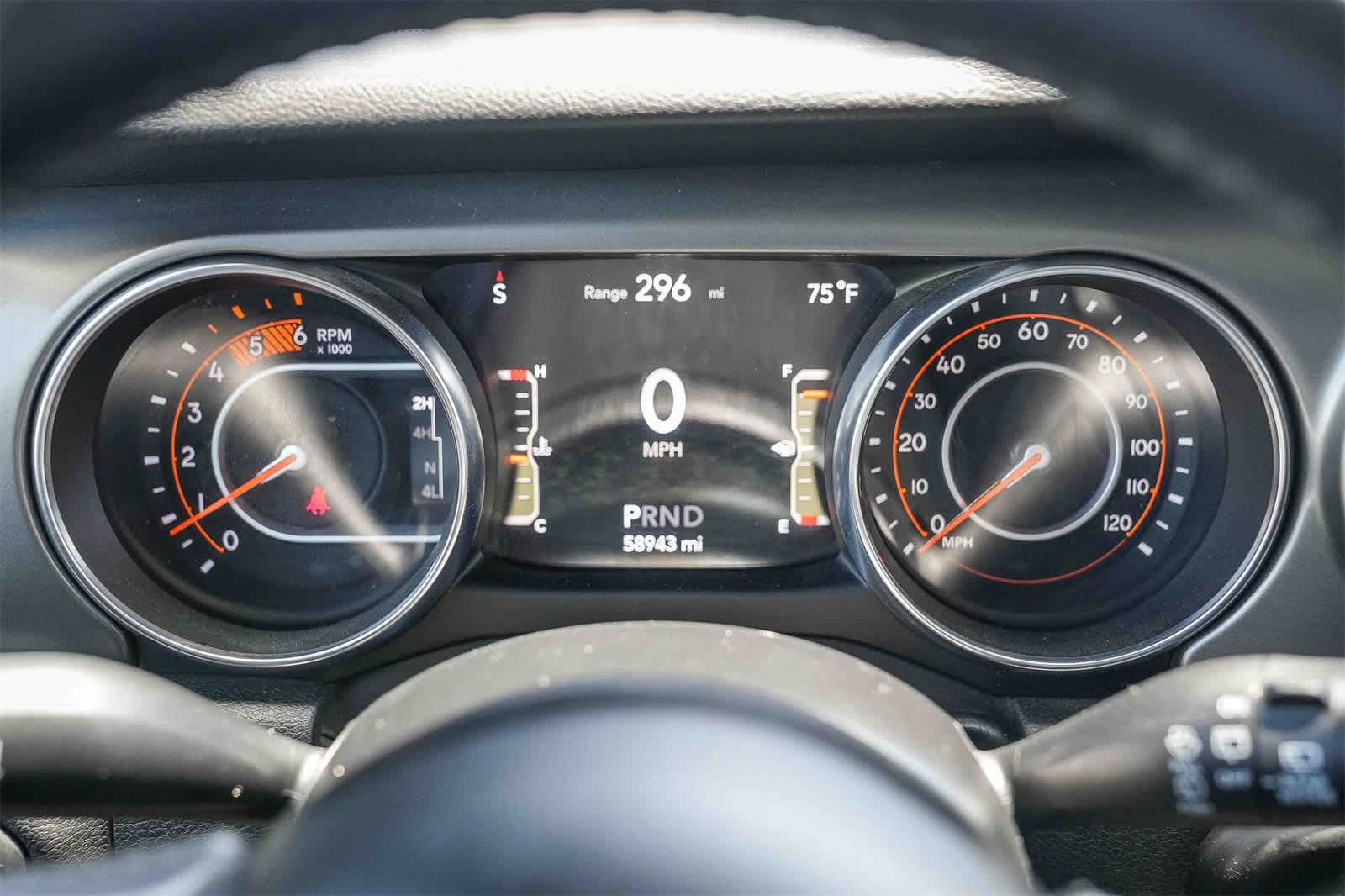 Thumbnail: 2022 Jeep Wrangler - 20