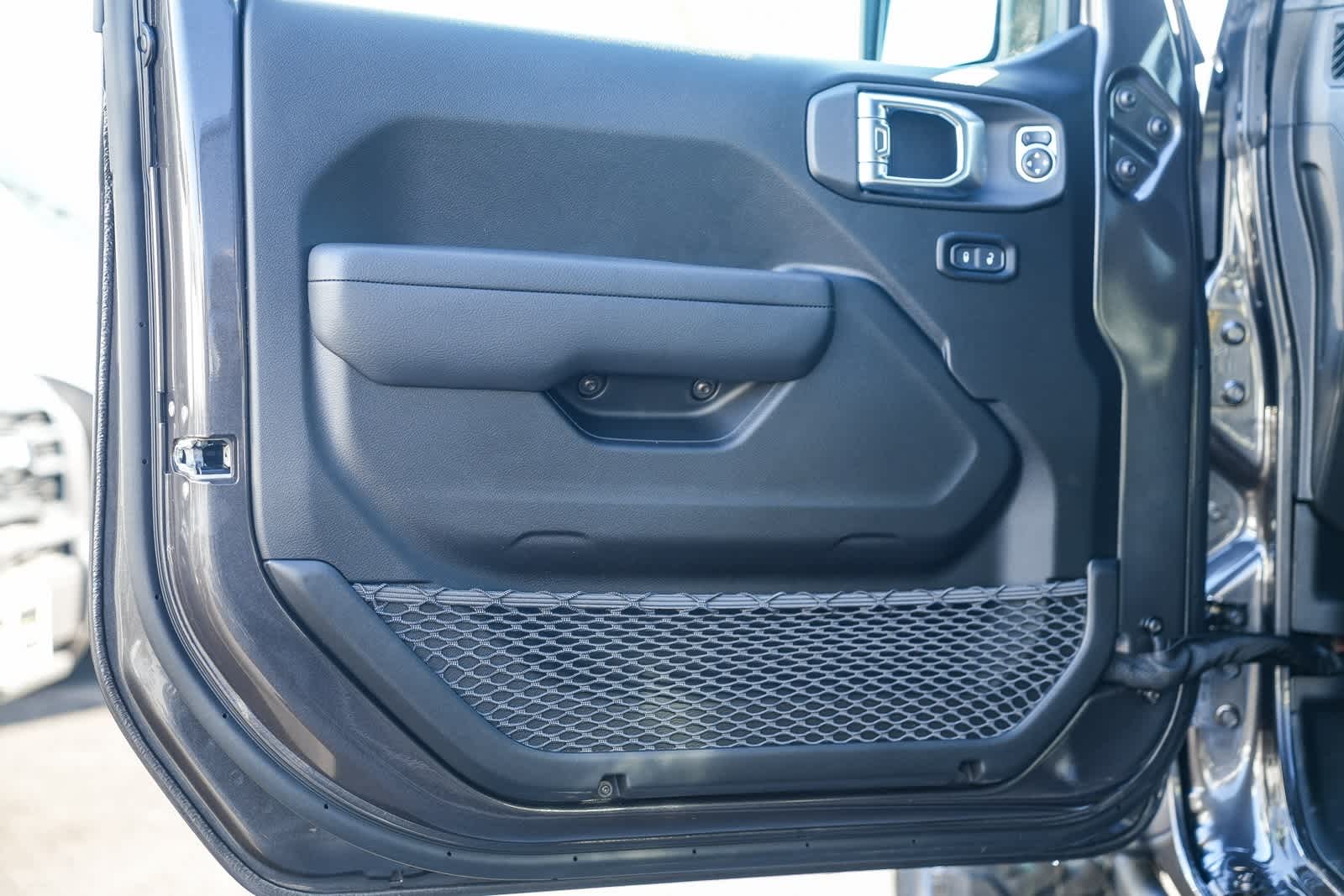 Thumbnail: 2026 Jeep Wrangler - 21