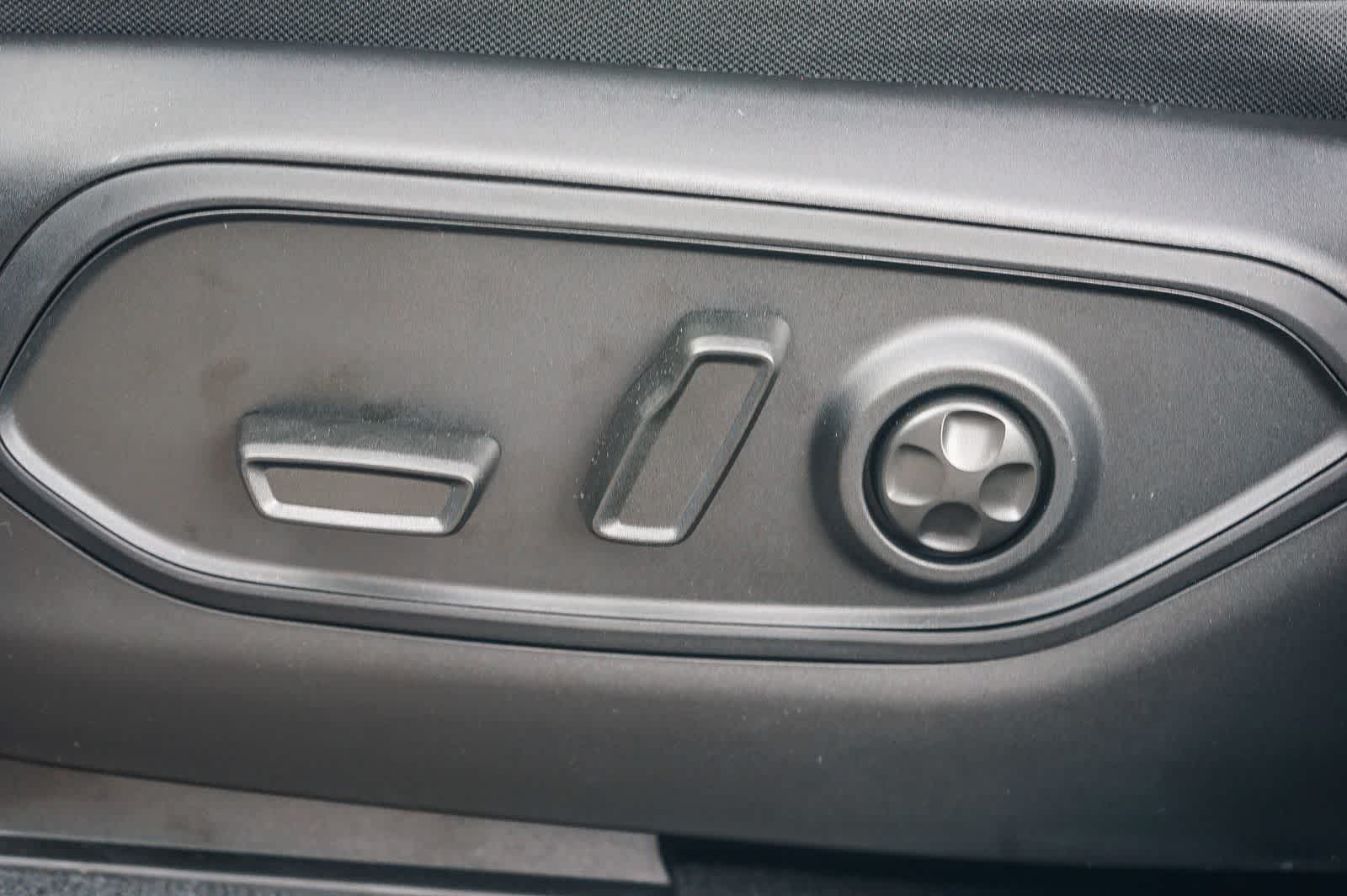 Thumbnail: 2026 Jeep Grand Cherokee - 22