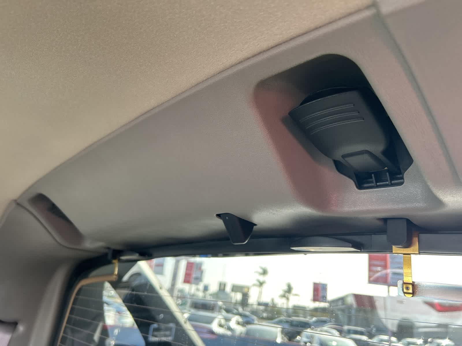 Thumbnail: 2005 Chevrolet Avalanche 1500 - 40