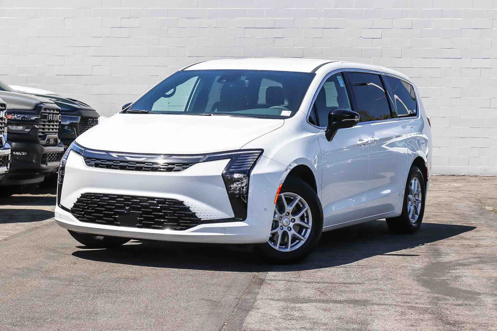 Thumbnail: 2027 Chrysler Pacifica - 1