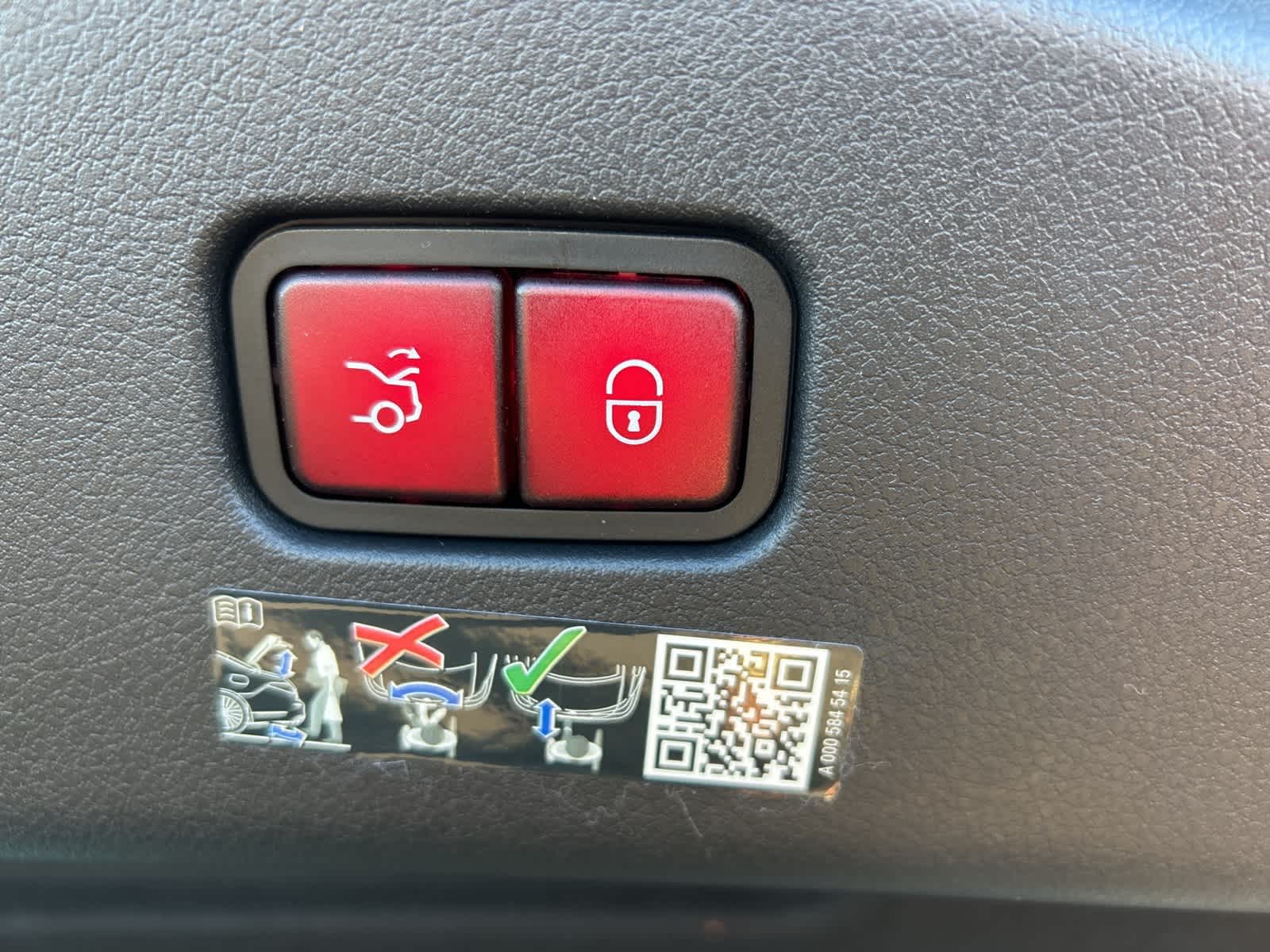 Thumbnail: 2025 Mercedes-Benz CLE - 26