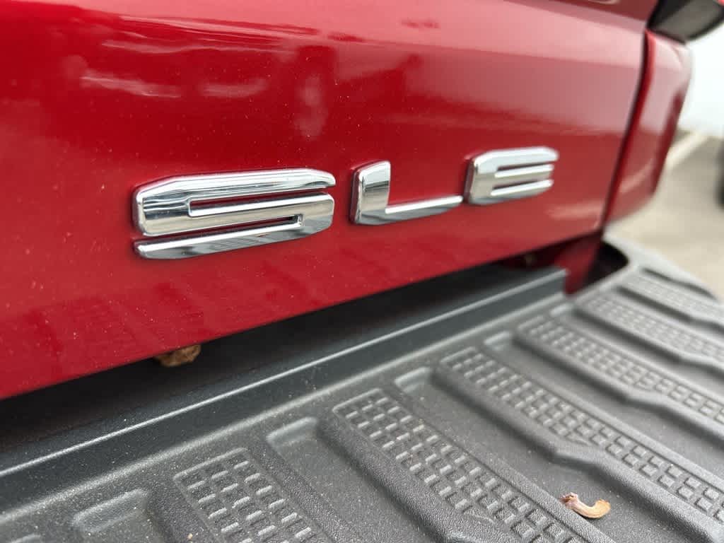 Thumbnail: 2022 GMC Sierra 2500 - 22