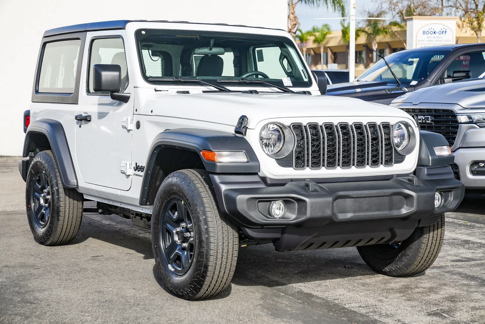 Thumbnail: 2026 Jeep Wrangler - 3