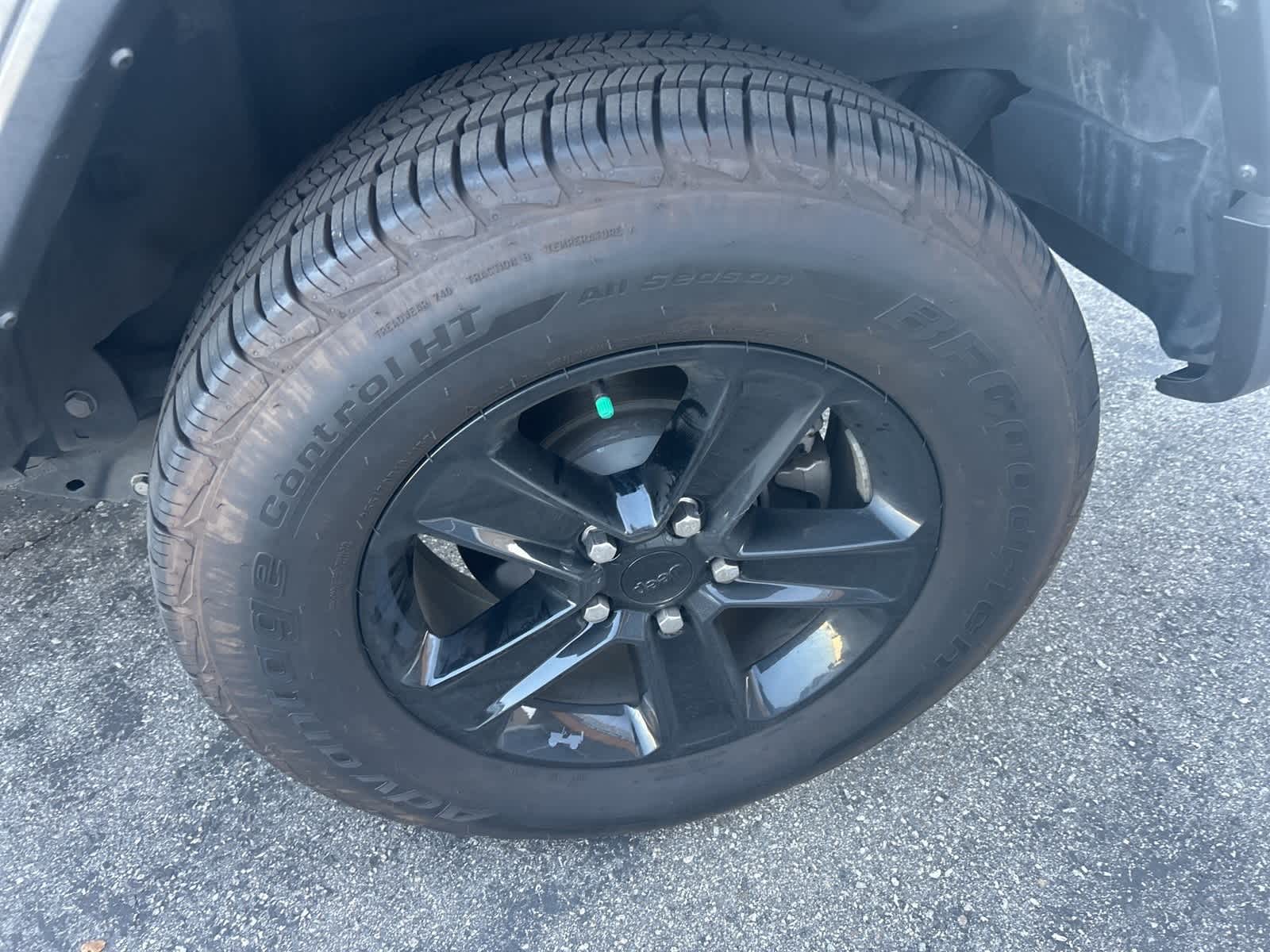 Thumbnail: 2021 Jeep Wrangler - 17