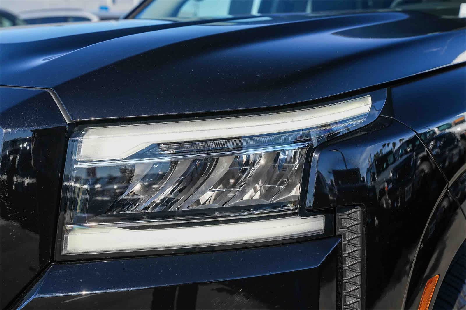 Thumbnail: 2024 Nissan Frontier - 7