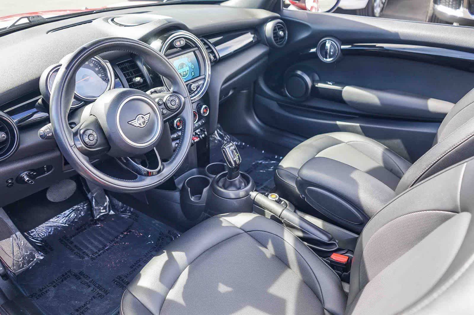 Thumbnail: 2021 MINI Cooper Convertible - 12