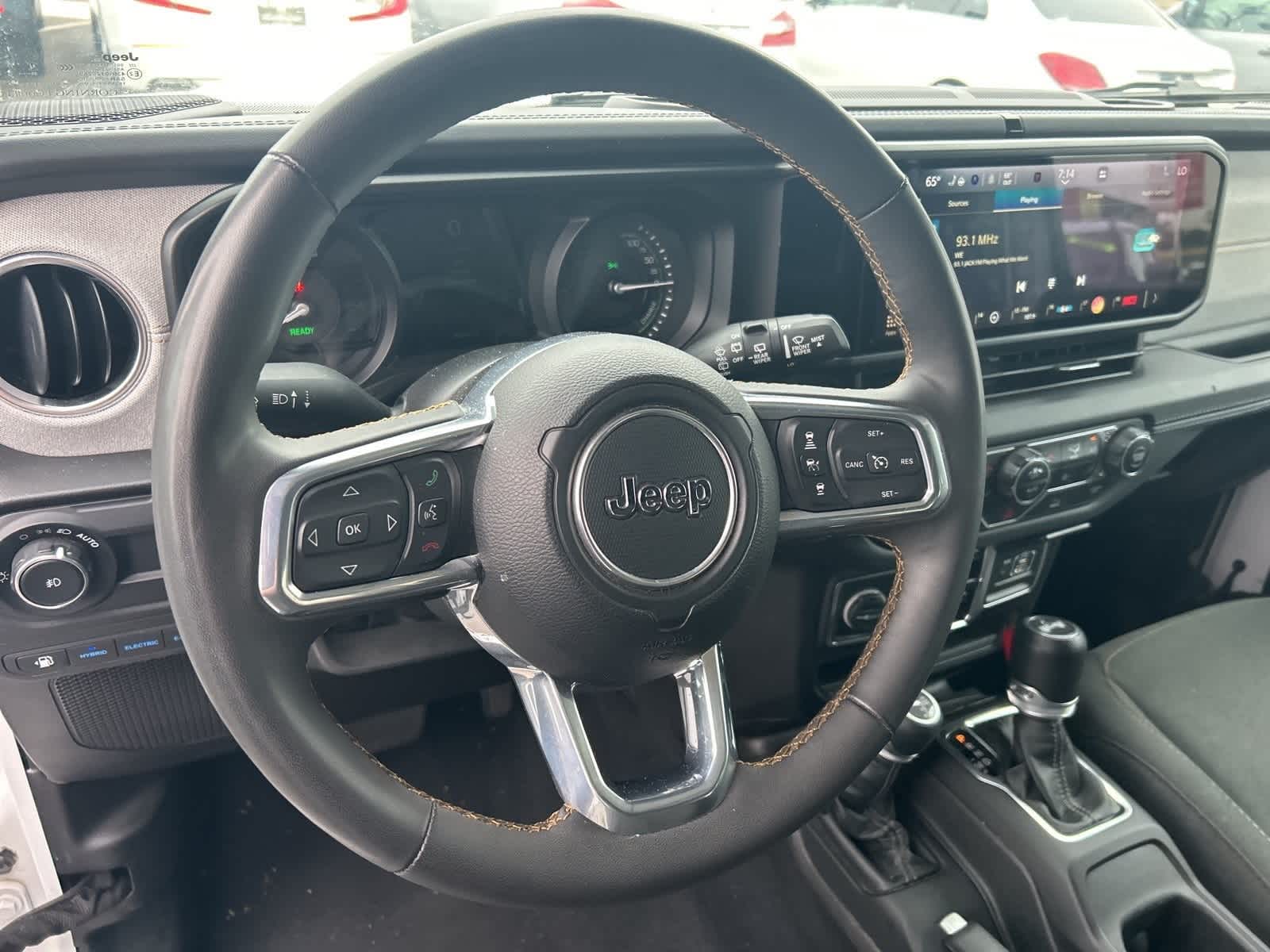 Thumbnail: 2024 Jeep Wrangler - 33