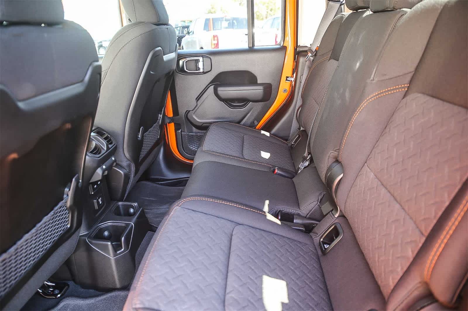 Thumbnail: 2025 Jeep Gladiator - 20