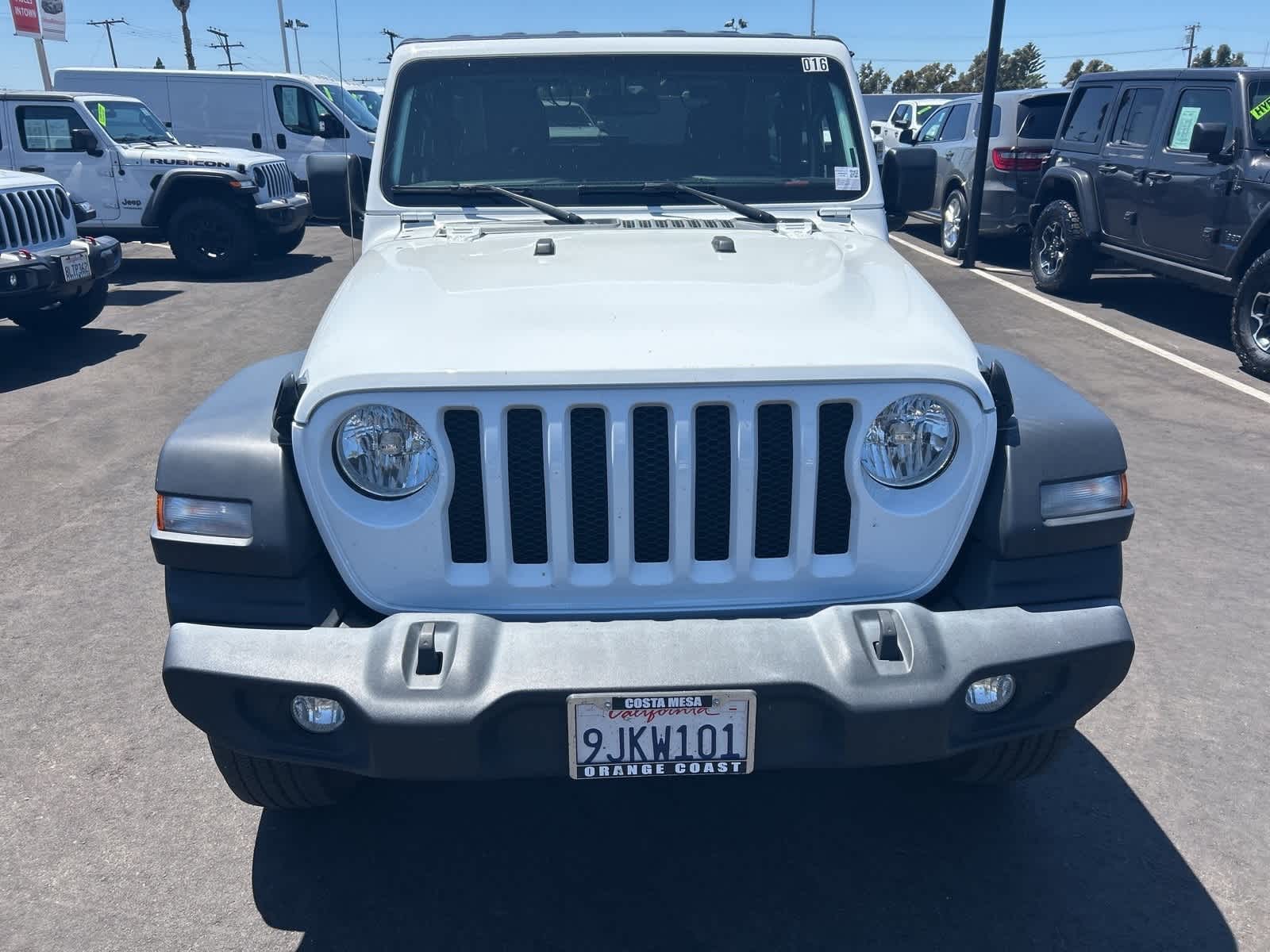 Thumbnail: 2023 Jeep Wrangler - 9