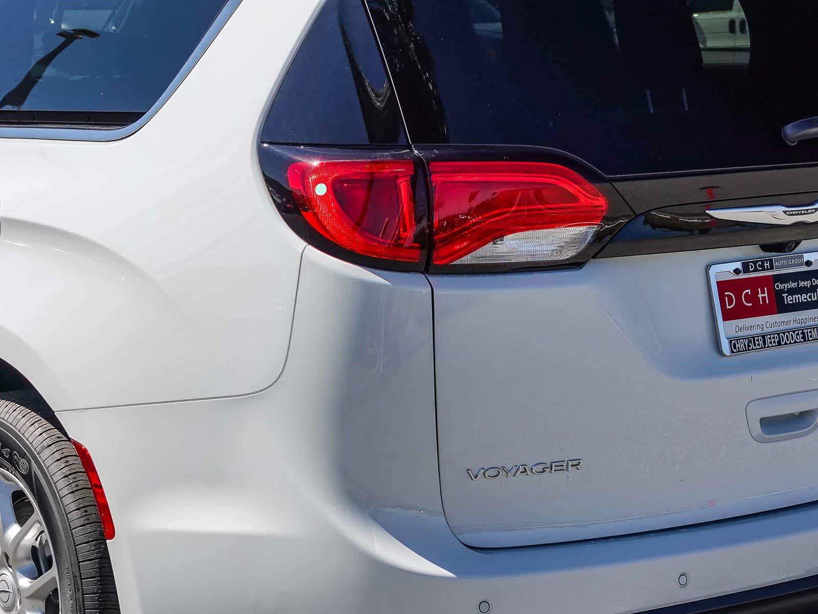 Thumbnail: 2026 Chrysler Voyager - 7